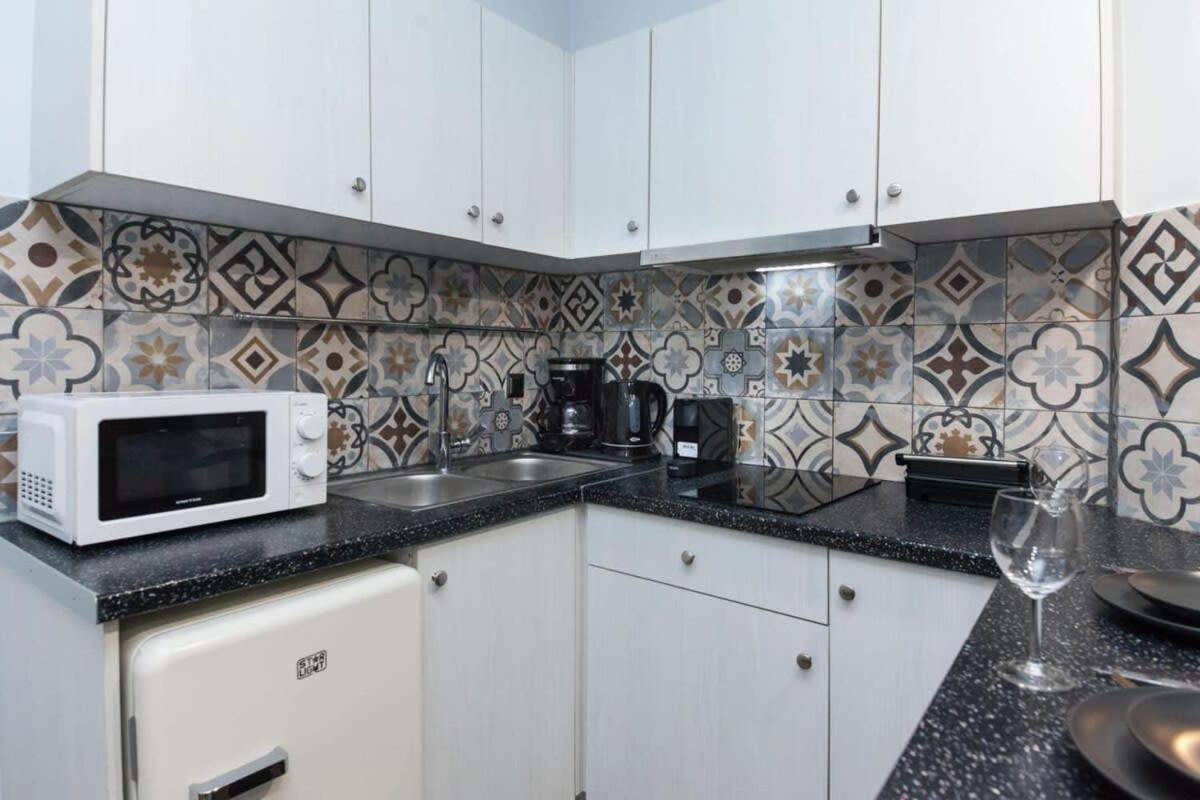 Metaxourgio 2 Bedroom Gem For Urban Explorers * Athen